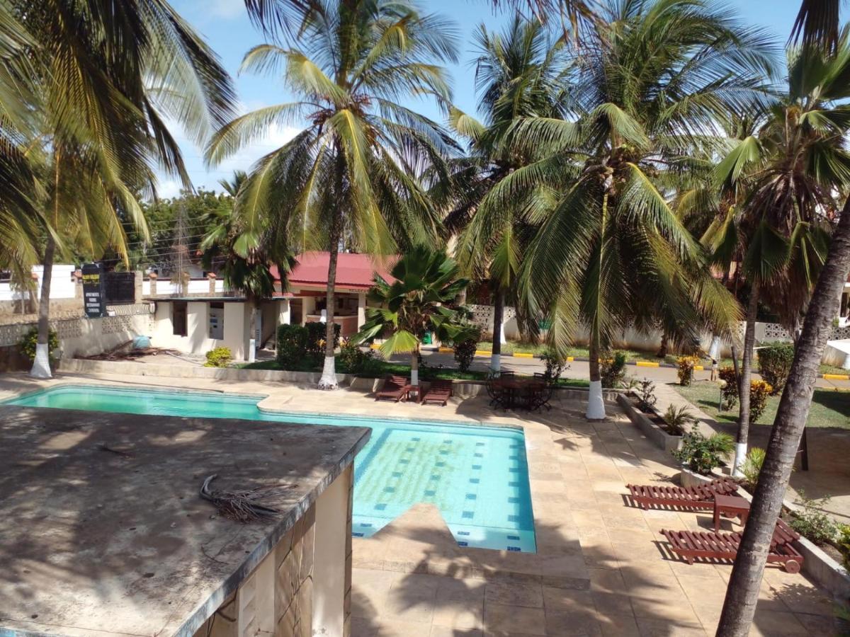 Glory Holiday Resort Mombasa Exterior foto