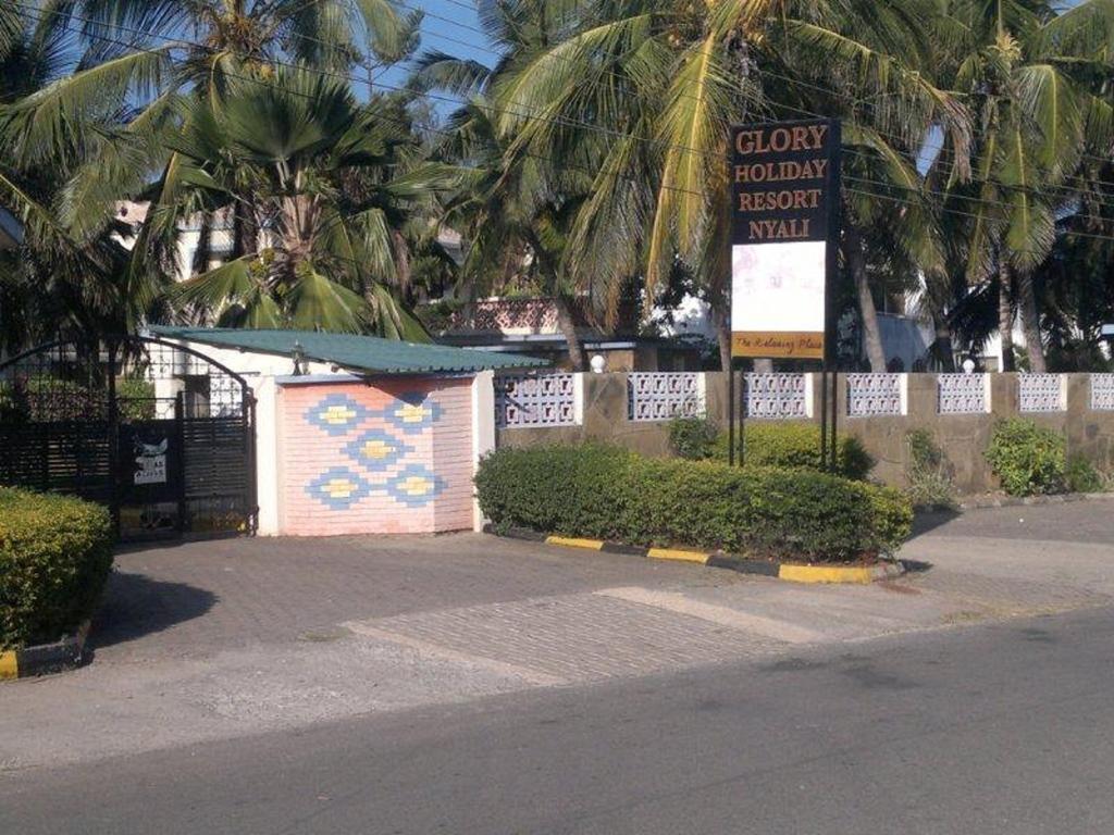 Glory Holiday Resort Mombasa Exterior foto